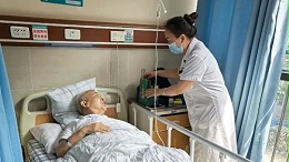 粽香飘进病房 安康送到身旁